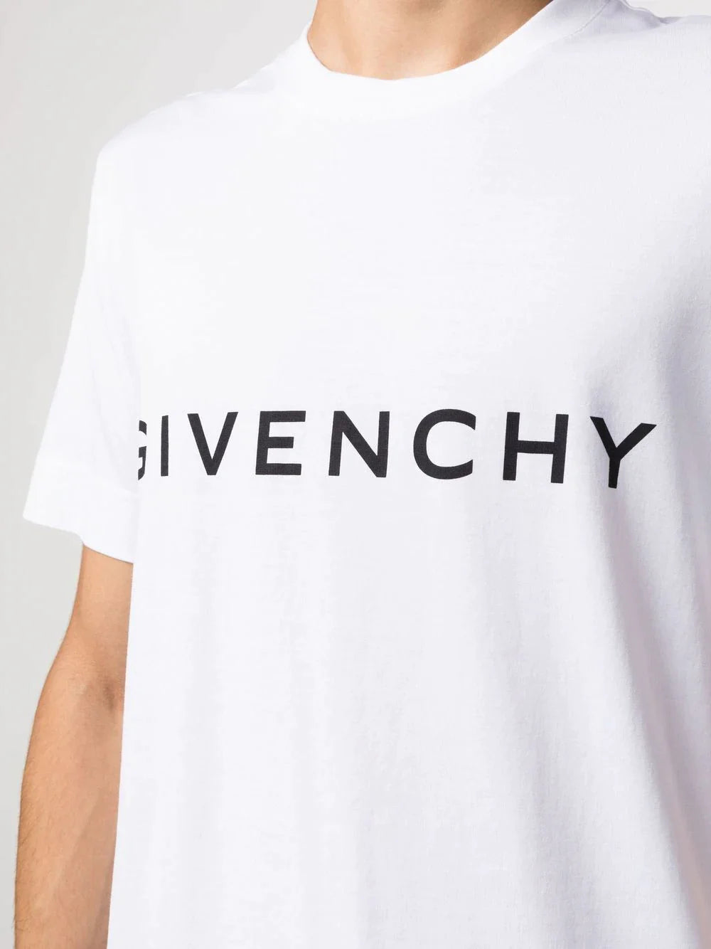 Givenchy Logo Print T-Shirt in White